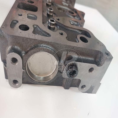 قطعات موتور بیل مکانیکی ایسوزو 3LB1 3LC1 3LD1 8971634010 سرسیلندر